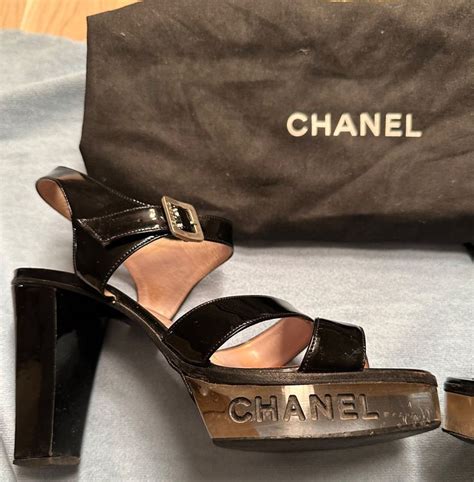 chanel plateau sandalen|sandalen met plateauzool.